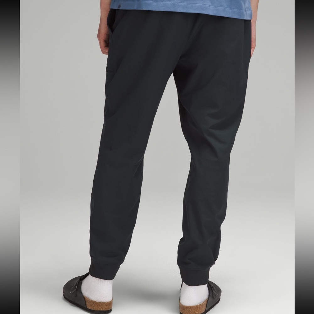 Excellent Lululemon ABC Jogger Warpstreme Regular Obsidian Medium - Picture 6 of 11